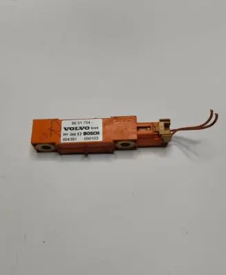 Volvo XC90 Airbag deployment crash/impact sensor 8651754 004391 090103