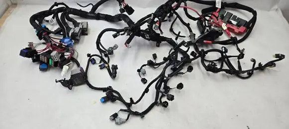 Renault Trafic III (X82) Engine installation wiring loom 240117392S