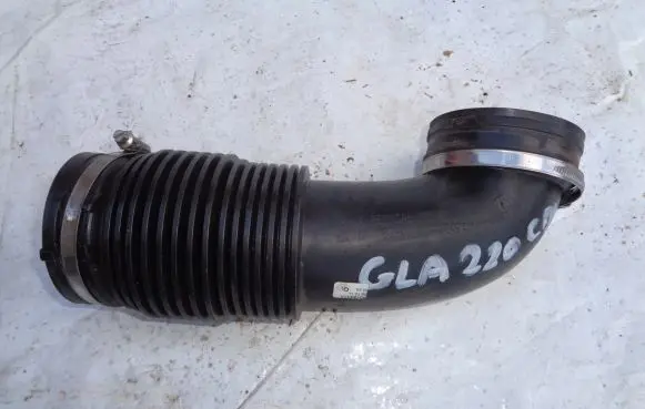 Mercedes-Benz GLA W156 Air intake hose/pipe A6510902242