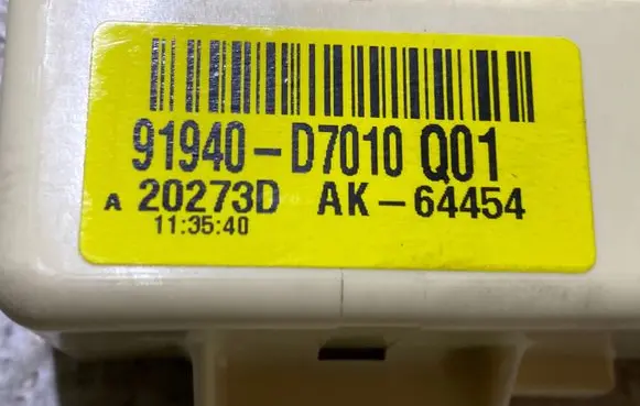 KIA Sportage Fuse box set 91940D7010 20273D AK64454