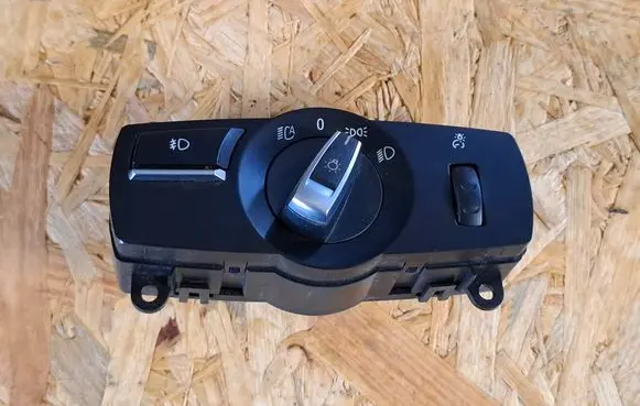 BMW 5 F10 F11 Light switch 6803962