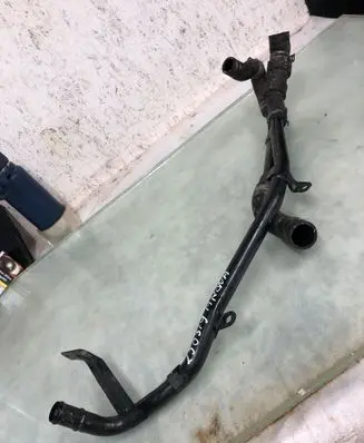 Seat Arona Engine coolant pipe/hose 5q0122157a