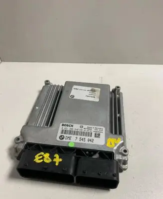 BMW 1 E81 E87 Engine control unit/module 7545042 1039S05609 0261208540