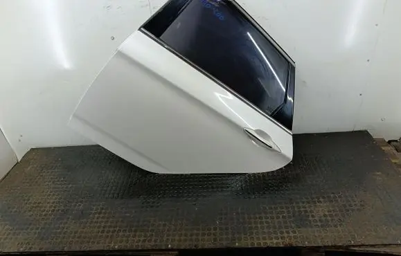 Hyundai i40 Rear door 