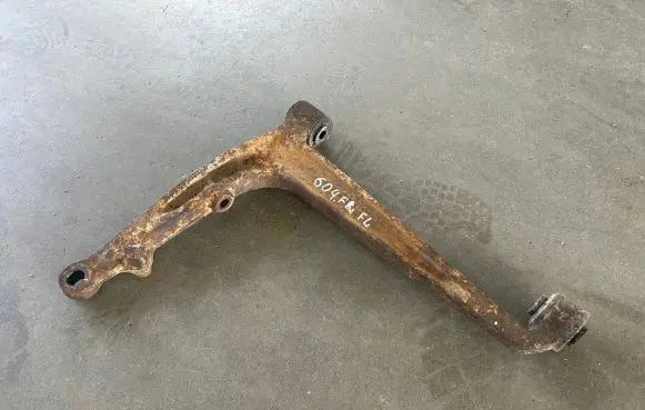 Volkswagen Transporter - Caravelle T4 Front lower control arm/wishbone