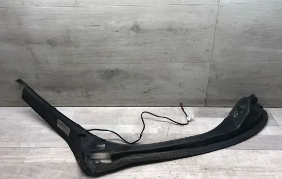 Mercedes-Benz R W251 Other trunk/boot trim element A2516900730
