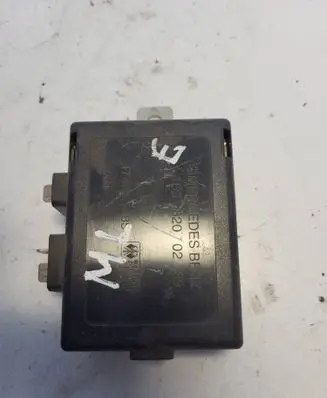 Mercedes-Benz ML W163 Aerial antenna amplifier 1638200289