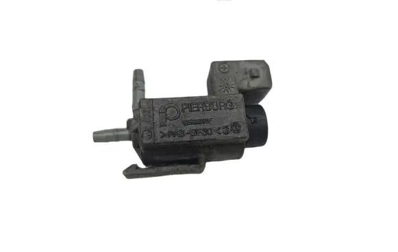 BMW X3 E83 Vacuum valve 70078400 08T036 7537612