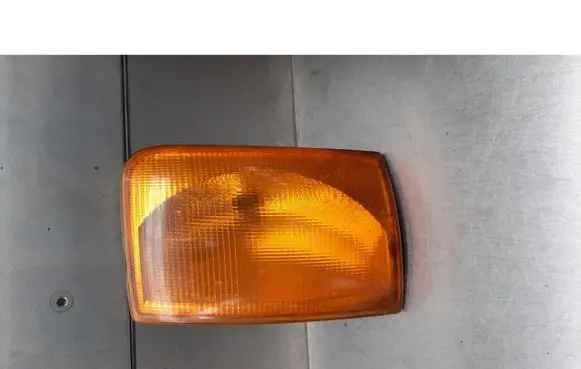 Volkswagen PASSAT B5 Front indicator light
