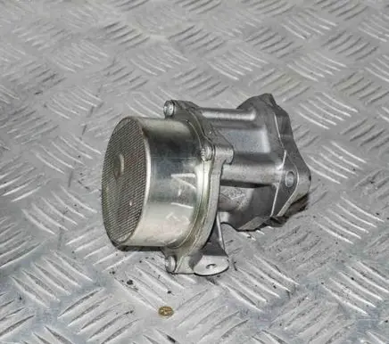 Dacia Sandero Vacuum pump 146505272R