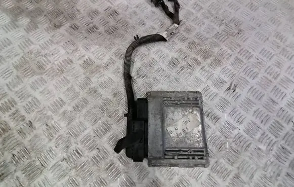 Ford Focus Engine control unit/module ECU 5M5P12B565AJ 5M5P14C337AJ 03240038