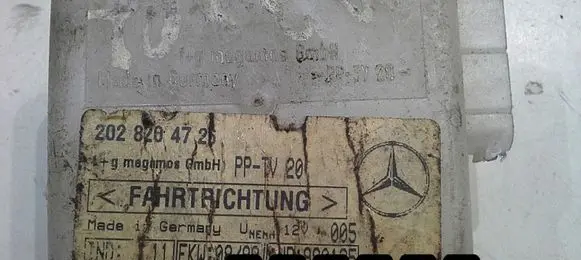 Mercedes-Benz C W202 Engine control unit/module 2028204725