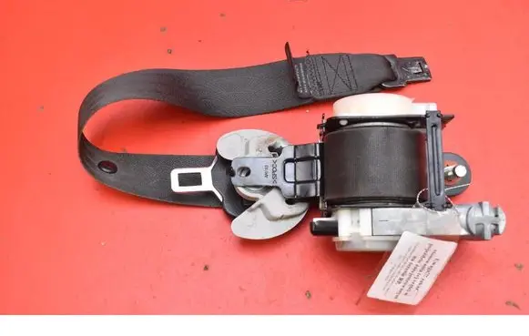 Hyundai ix35 Front seatbelt 888102Y200