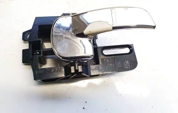 Nissan Qashqai Rear door interior handle 83184