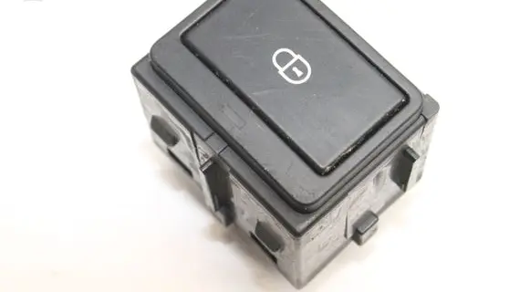 Land Rover Discovery Sport Central locking switch button FK7214017EA