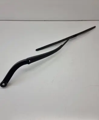 Toyota RAV 4 (XA50) Windshield/front glass wiper blade 