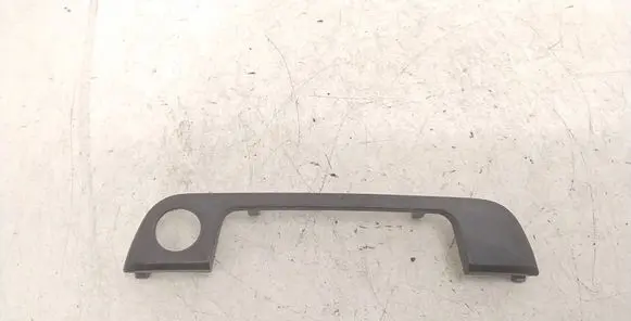 BMW 5 E34 Front door handle cover 51211960932 531652