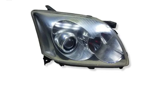 Toyota Avensis T250 Headlight/headlamp 21211F3RKASACJA 21211F3R