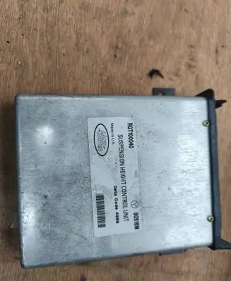 Land Rover Range Rover P38A Suspension control unit/module RQT100040