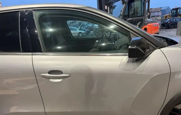 Citroen C4 III e-C4 Front door