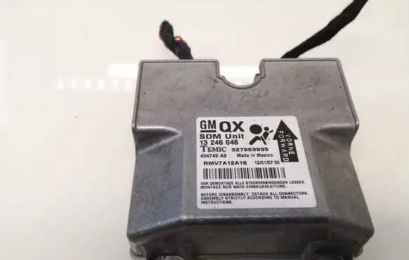 Opel Zafira B Airbag control unit/module 13246046 327963935