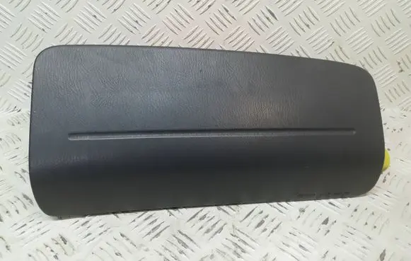 Nissan Xterra Passenger airbag 682902S400
