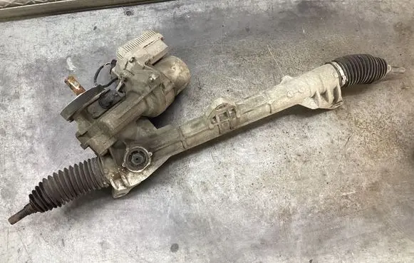 Mini Cooper Countryman R60 Steering rack F800001665A Q003TA0677ZE