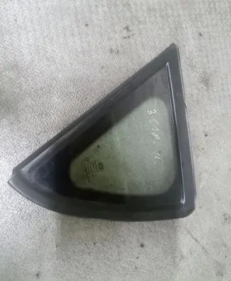 KIA Ceed Rear side window