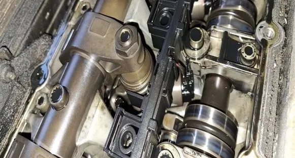 Chrysler Sebring (JS) Fuel injector 