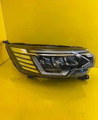 Renault Trafic III (X82) Headlight/headlamp 260102899R
