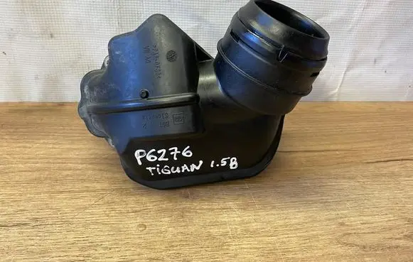 Volkswagen Tiguan Intake resonator 05E129654K