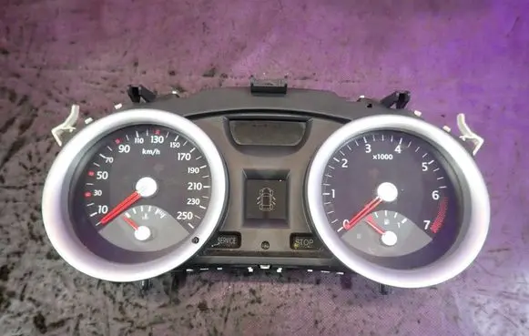 Renault Megane II Speedometer (instrument cluster) 8200462281