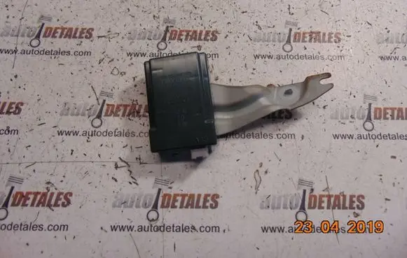 Lexus IS 220D-250-350 Door control unit/module 8974053060