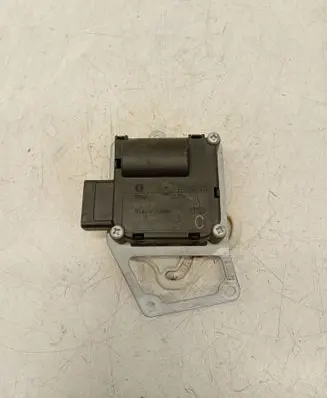 Audi A8 S8 D3 4E Air flap motor/actuator 0132801369 4F0820511B CZ1168803710