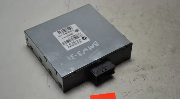 BMW 3 E90 E91 Voltage converter/converter module 9253208 8ES00947921 0150066278