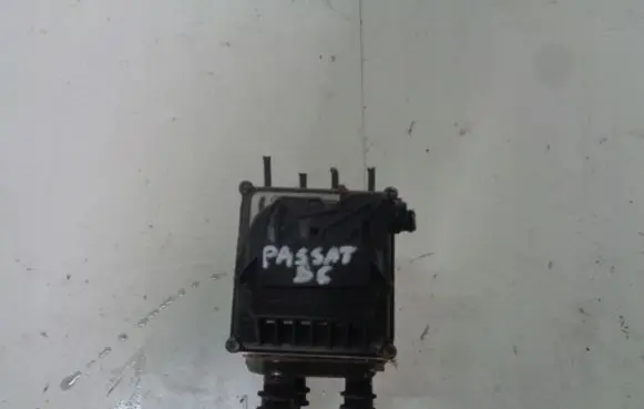 Volkswagen PASSAT B6 ABS Pump 3C0614109C