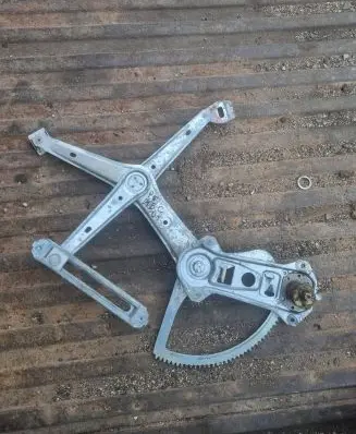 Mercedes-Benz C AMG W202 Sliding door manual window regulator 