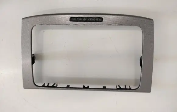 Volkswagen PASSAT B6 Radio/GPS head unit trim 3C0858069M 318410100
