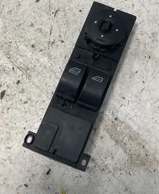 Ford Focus Electric window control switch 7M5T14529BA 03168080 L8A1C