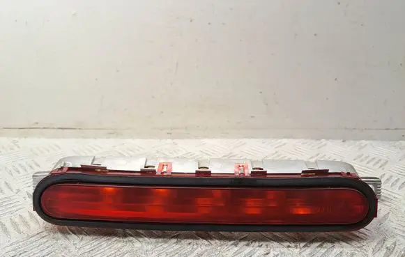 Toyota Corolla Verso AR10 Third/center stoplight 815700F011