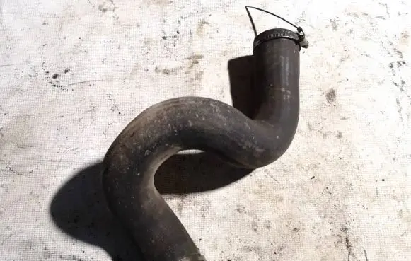 Peugeot 407 Engine coolant pipe/hose