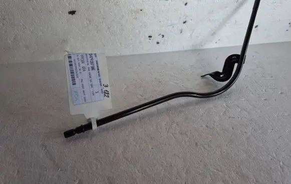 Chrysler 300 - 300C Oil level dip stick 4792873AE