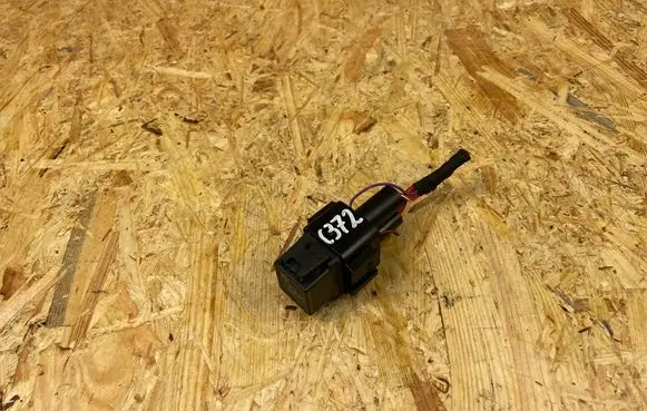 Mini Cooper F57 Coolant fan relay 9207913