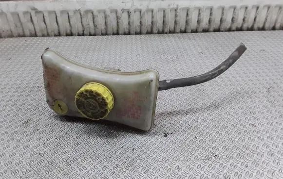 Volkswagen PASSAT B5.5 Brake fluid reservoir 8E0611301E