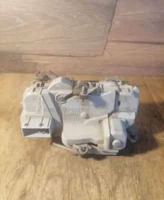 Peugeot 406 Front door lock