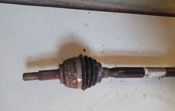 Renault Zoe Front driveshaft 391008720R