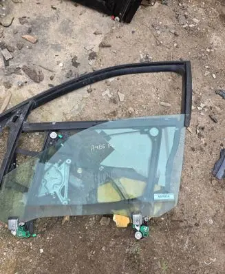 Audi A4 S4 B5 8D Front door window regulator with motor