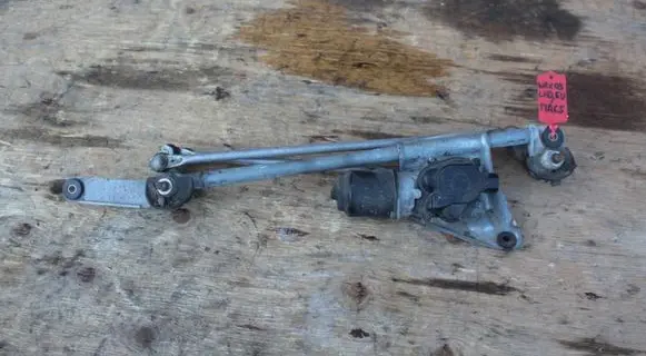 Subaru Impreza II Front wiper linkage 