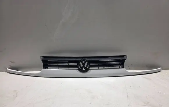 Volkswagen Golf III Front bumper upper radiator grill 1H6853653