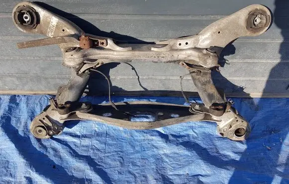 Mercedes-Benz SL R230 Rear subframe 135006000D 2303500600
